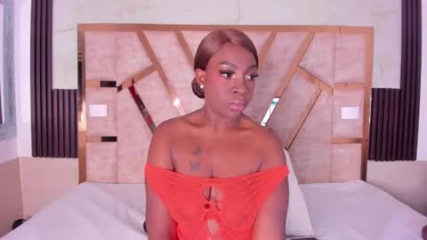 cristin  online show from September 13, 2025, 7:02 pm