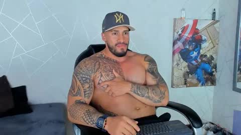 Snapshot of cristian_walker chatting on December 28, 2024, 7:54 pm cristian walker online show from December 28, 2024, 7:54 pm
