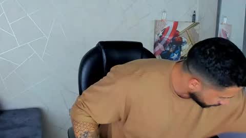 Snapshot of cristian_walker chatting on January 7, 2025, 11:58 am cristian walker online show from January 7, 2025, 11:58 am