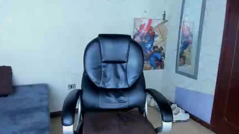 Snapshot of cristian_walker chatting on January 15, 2025, 8:26 pm cristian walker online show from January 15, 2025, 8:26 pm