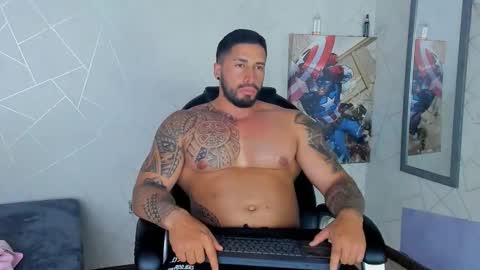 Snapshot of cristian_walker chatting on January 20, 2025, 11:21 pm cristian walker online show from January 20, 2025, 11:21 pm
