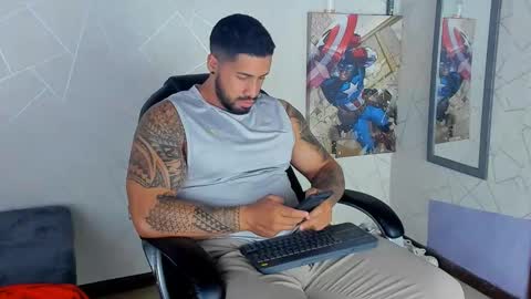 Snapshot of cristian_walker chatting on January 26, 2025, 3:03 pm cristian walker online show from January 26, 2025, 3:03 pm