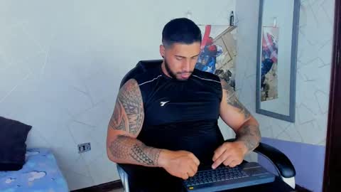 Snapshot of cristian_walker chatting on January 31, 2025, 9:05 pm cristian walker online show from January 31, 2025, 9:05 pm