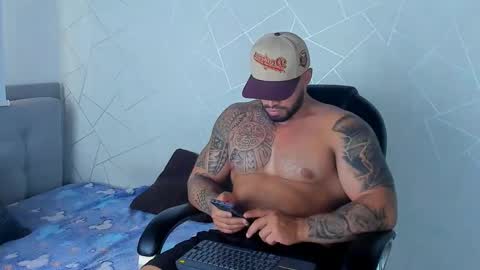 Snapshot of cristian_walker chatting on February 3, 2025, 2:55 pm cristian walker online show from February 3, 2025, 2:55 pm
