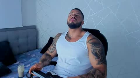 Snapshot of cristian_walker chatting on February 4, 2025, 11:49 am cristian walker online show from February 4, 2025, 11:49 am