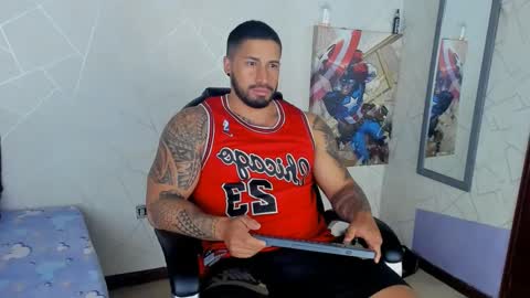 Snapshot of cristian_walker chatting on February 7, 2025, 12:39 pm cristian walker online show from February 7, 2025, 12:39 pm