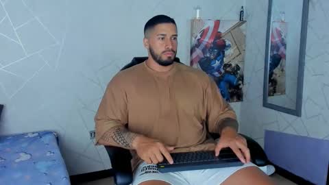 Snapshot of cristian_walker chatting on February 11, 2025, 12:05 pm cristian walker online show from February 11, 2025, 12:05 pm