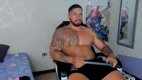 Snapshot of cristian_walker chatting on February 12, 2025, 9:43 pm cristian walker online show from February 12, 2025, 9:43 pm