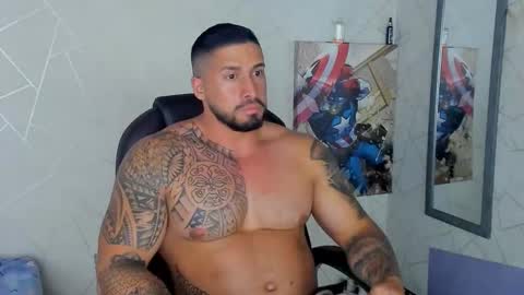 Snapshot of cristian_walker chatting on February 25, 2025, 9:35 pm cristian walker online show from February 25, 2025, 9:35 pm