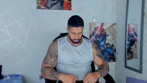 Snapshot of cristian_walker chatting on March 10, 2025, 12:15 pm cristian walker online show from March 10, 2025, 12:15 pm