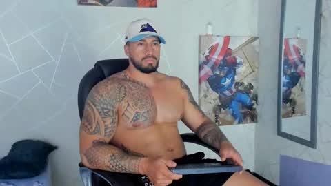 Snapshot of cristian_walker chatting on March 10, 2025, 3:41 pm cristian walker online show from March 10, 2025, 3:41 pm