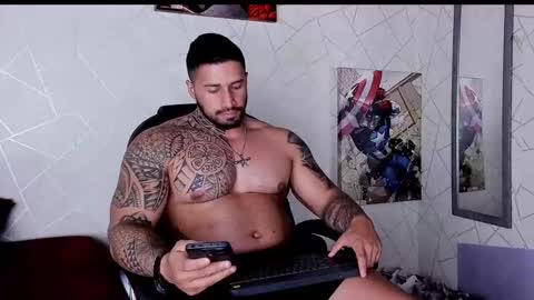 Snapshot of cristian_walker chatting on October 5, 2025, 1:42 pm cristian walker online show from October 5, 2025, 1:42 pm