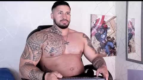 Snapshot of cristian_walker chatting on October 10, 2025, 10:03 am cristian walker online show from October 10, 2025, 10:03 am
