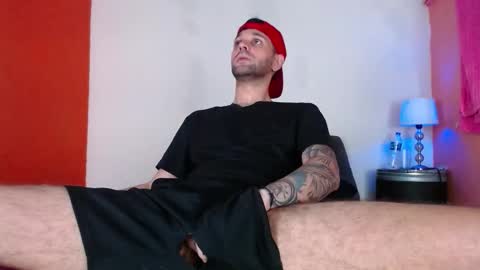 cristianhot125 online show from March 25, 2026, 9:21 pm