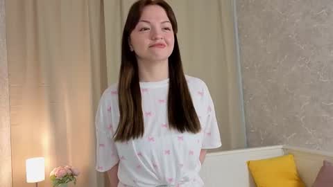 Snapshot of cristicaire chatting on February 24, 2026, 4:43 am Kate online show from February 24, 2026, 4:43 am