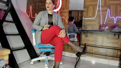 Snapshot of cristinavanegas chatting on April 22, 2026, 9:38 pm Julieta online show from April 22, 2026, 9:38 pm