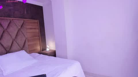 CristineRain online show from April 14, 2026, 5:13 am