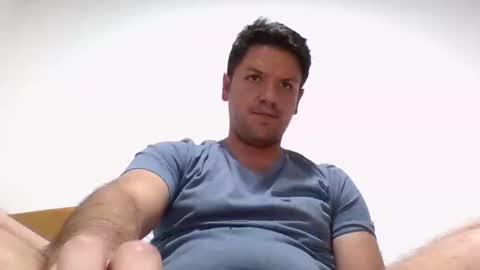 cristopher3042 online show from December 5, 2024, 2:31 am