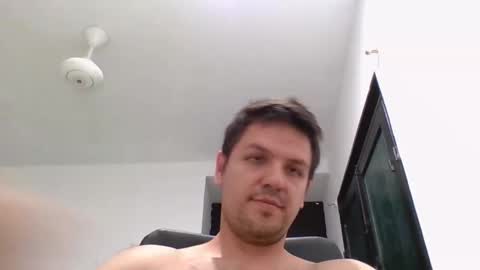 cristopher3042 online show from November 7, 2025, 2:55 am