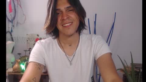 Cristopher online show from February 4, 2025, 4:39 pm