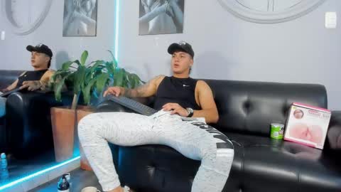 Cristopher online show from February 4, 2025, 3:36 pm