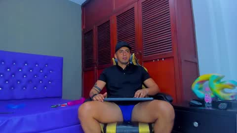 Snapshot of cristophertompson chatting on January 14, 2025, 3:47 pm Say me Cris online show from January 14, 2025, 3:47 pm