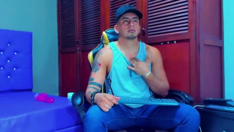 Snapshot of cristophertompson chatting on January 23, 2025, 3:11 pm Say me Cris online show from January 23, 2025, 3:11 pm