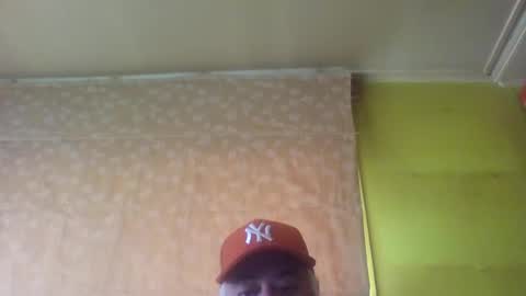Snapshot of crmperez chatting on December 1, 2024, 7:58 pm crmperez online show from December 1, 2024, 7:58 pm