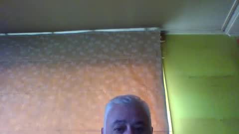 Snapshot of crmperez chatting on December 23, 2024, 6:16 pm crmperez online show from December 23, 2024, 6:16 pm