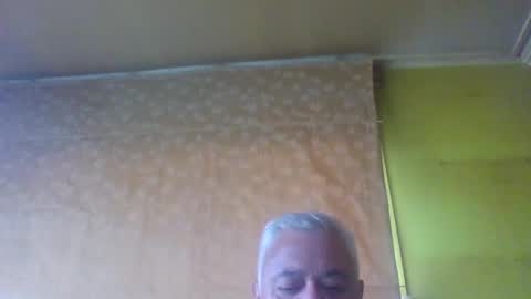 Snapshot of crmperez chatting on February 4, 2025, 8:38 pm crmperez online show from February 4, 2025, 8:38 pm
