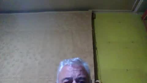 Snapshot of crmperez chatting on October 8, 2025, 2:09 am crmperez online show from October 8, 2025, 2:09 am