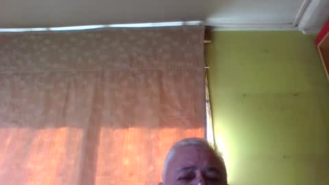 crmperez online show from March 30, 2026, 6:42 pm