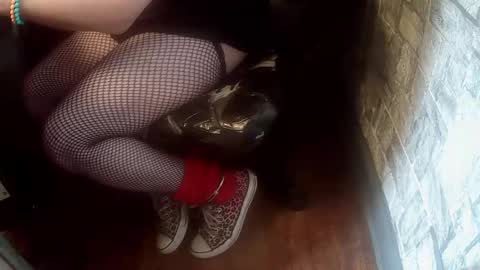 Snapshot of crossdresser_krystal chatting on December 1, 2025, 6:57 pm crossdresser krystal online show from December 1, 2025, 6:57 pm