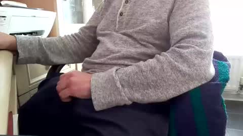 Snapshot of croup45 chatting on January 14, 2026, 12:55 pm croup45 online show from January 14, 2026, 12:55 pm