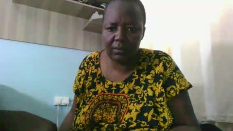 Snapshot of crunchy_g24 chatting on November 12, 2025, 8:48 am crunchy_g24 online show from November 12, 2025, 8:48 am