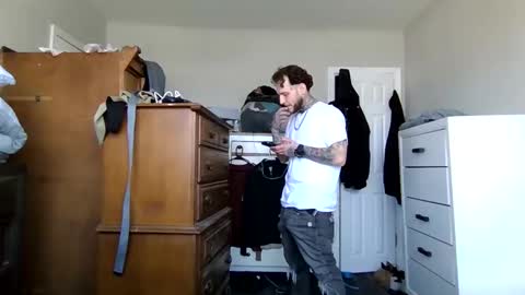 cruz815 online show from April 3, 2026, 6:28 pm