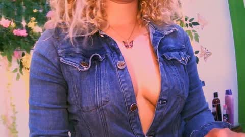 crysrus online show from December 24, 2024, 12:11 am