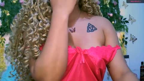 crysrus online show from September 11, 2025, 2:11 am