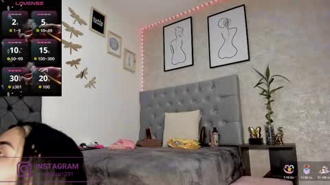   online show from December 1, 2025, 2:05 am