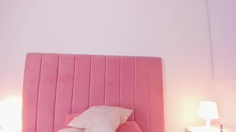  Crystal  online show from February 23, 2025, 10:17 am