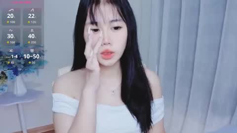 Snapshot of crystal_lea chatting on October 11, 2025, 1:05 am crystal_lea online show from October 11, 2025, 1:05 am