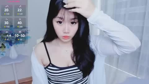 Snapshot of crystal_lea chatting on October 13, 2025, 1:27 am crystal_lea online show from October 13, 2025, 1:27 am