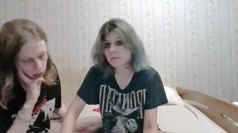 Snapshot of crystal_porn_love chatting on December 7, 2024, 5:15 am Crystal and Marcl online show from December 7, 2024, 5:15 am