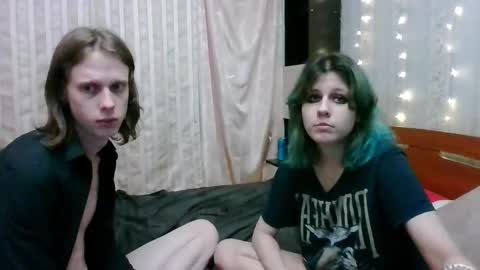 Snapshot of crystal_porn_love chatting on December 27, 2024, 11:42 pm Crystal and Marcl online show from December 27, 2024, 11:42 pm