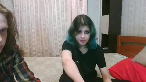 Snapshot of crystal_porn_love chatting on January 17, 2025, 1:25 am Crystal and Marcl online show from January 17, 2025, 1:25 am