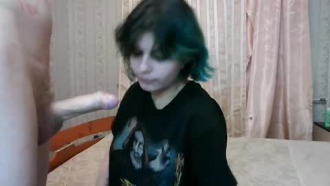 Snapshot of crystal_porn_love chatting on January 31, 2025, 12:28 am Crystal and Marcl online show from January 31, 2025, 12:28 am