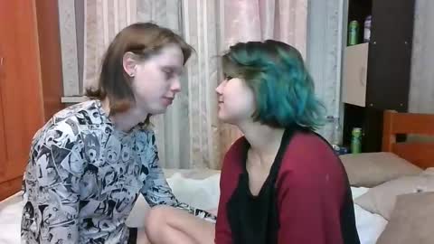 Snapshot of crystal_porn_love chatting on February 13, 2025, 11:58 pm Crystal and Marcl online show from February 13, 2025, 11:58 pm