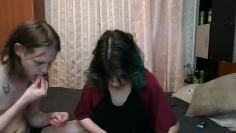 Snapshot of crystal_porn_love chatting on February 14, 2025, 5:25 pm Crystal and Marcl online show from February 14, 2025, 5:25 pm