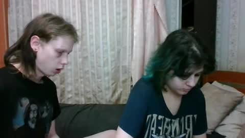 Snapshot of crystal_porn_love chatting on March 6, 2025, 10:15 pm Crystal and Marcl online show from March 6, 2025, 10:15 pm