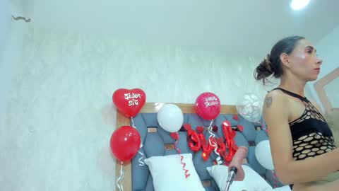 Snapshot of crystal_sm chatting on February 15, 2026, 3:03 am crystal_sm online show from February 15, 2026, 3:03 am